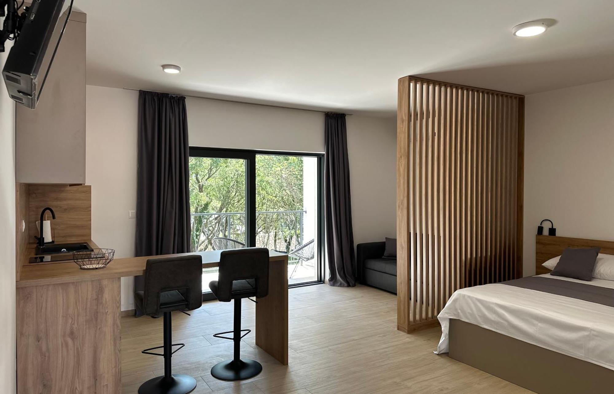 New In Airport Dubrovnik Apartment Mocici Bagian luar foto